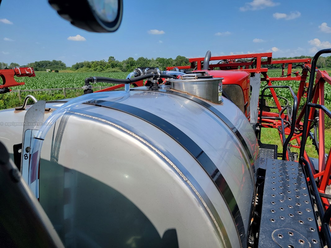 2019 Case IH 3240 Image 16