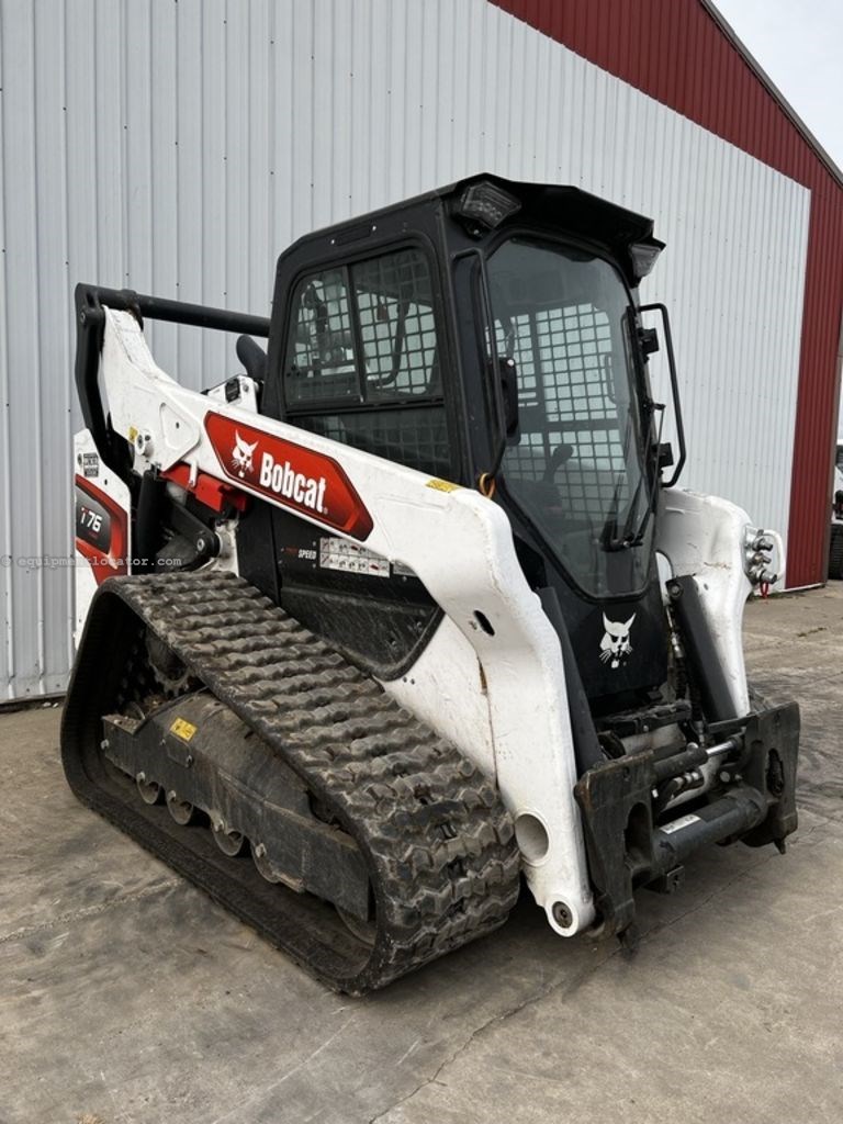2021 Bobcat Compact Track Loaders T76 Image 1