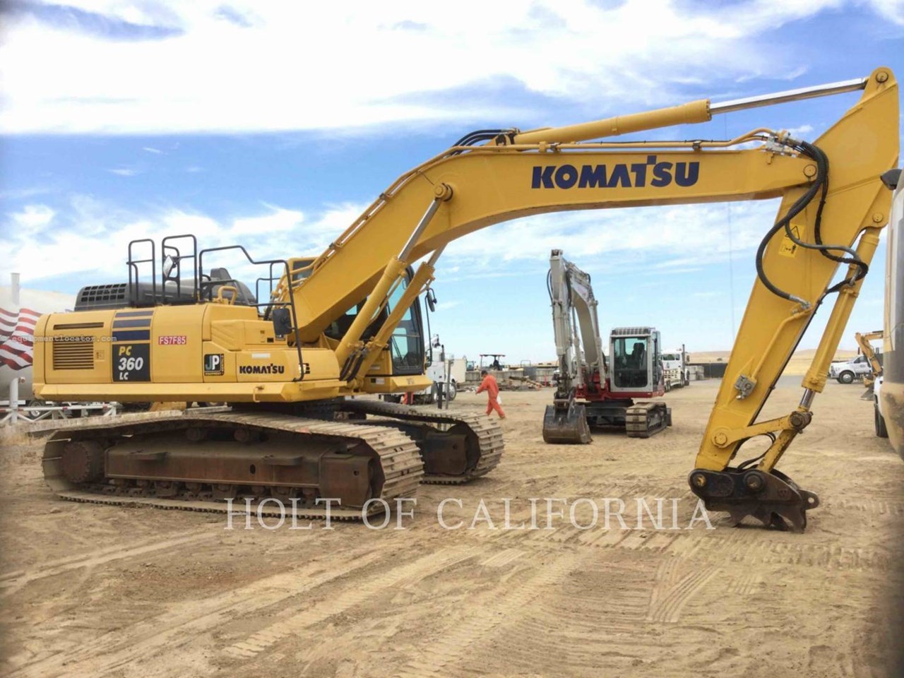 2018 Komatsu PC360LC-11 Image 2