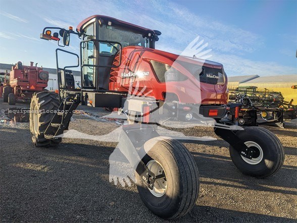 2022 MacDon M1240 Image 4