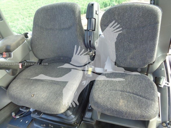 2010 Challenger MT865C Image 10