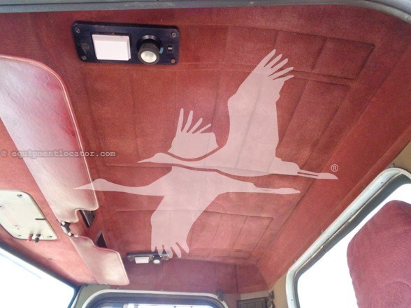 1992 Peterbilt 377 Image 10