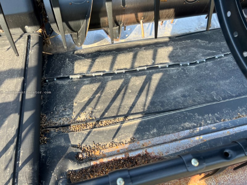 2015 MacDon FD75 35' Image 10