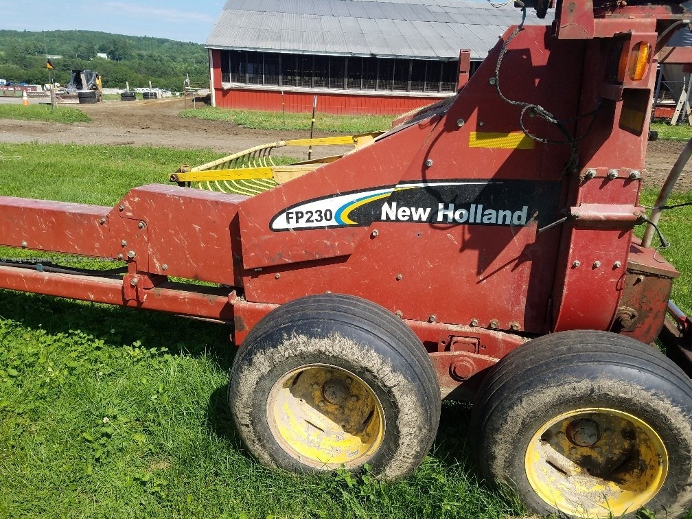 2007 New Holland FP230 Image 1