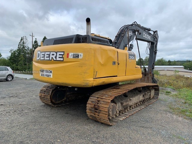 2013 John Deere 210G LC Image 4