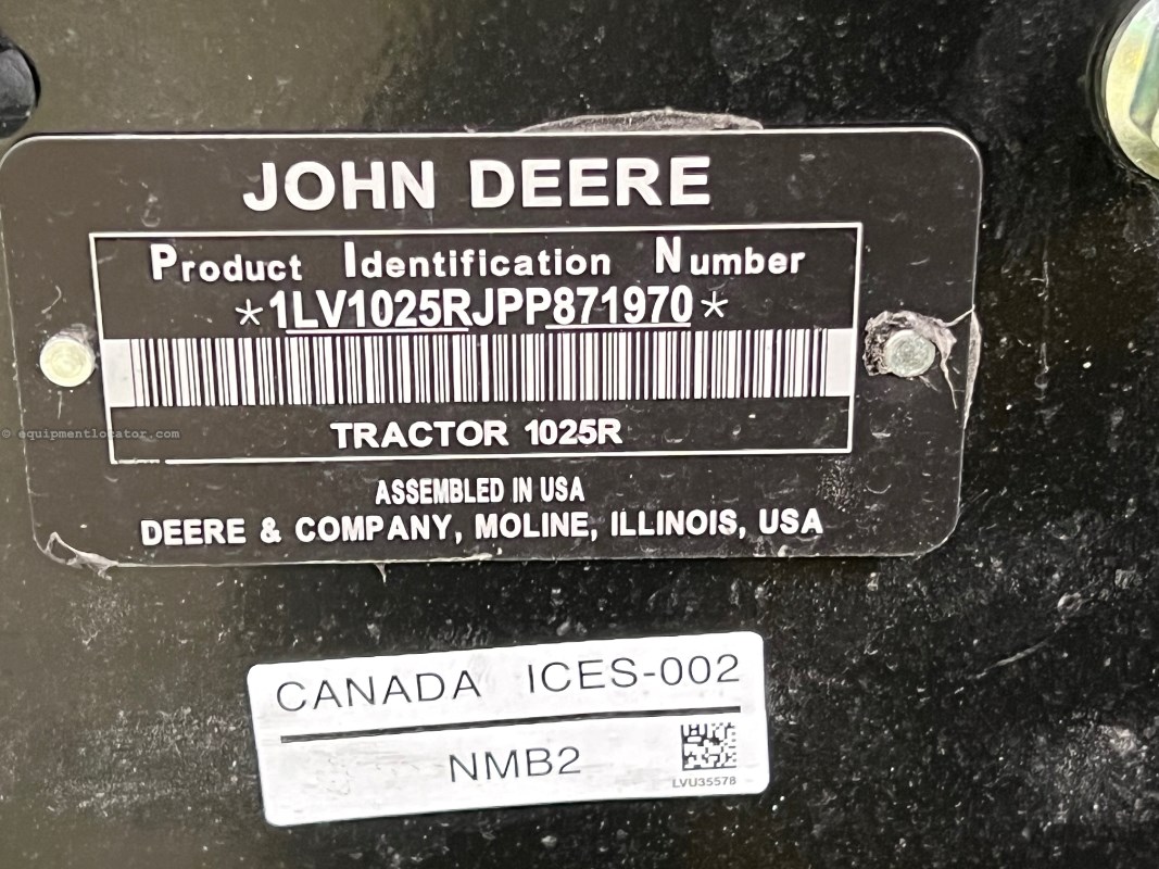 2023 John Deere 1025R TLB Image 6