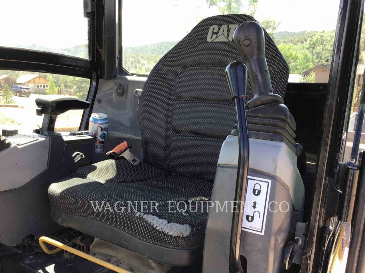 2019 Caterpillar 302 THB Image 10
