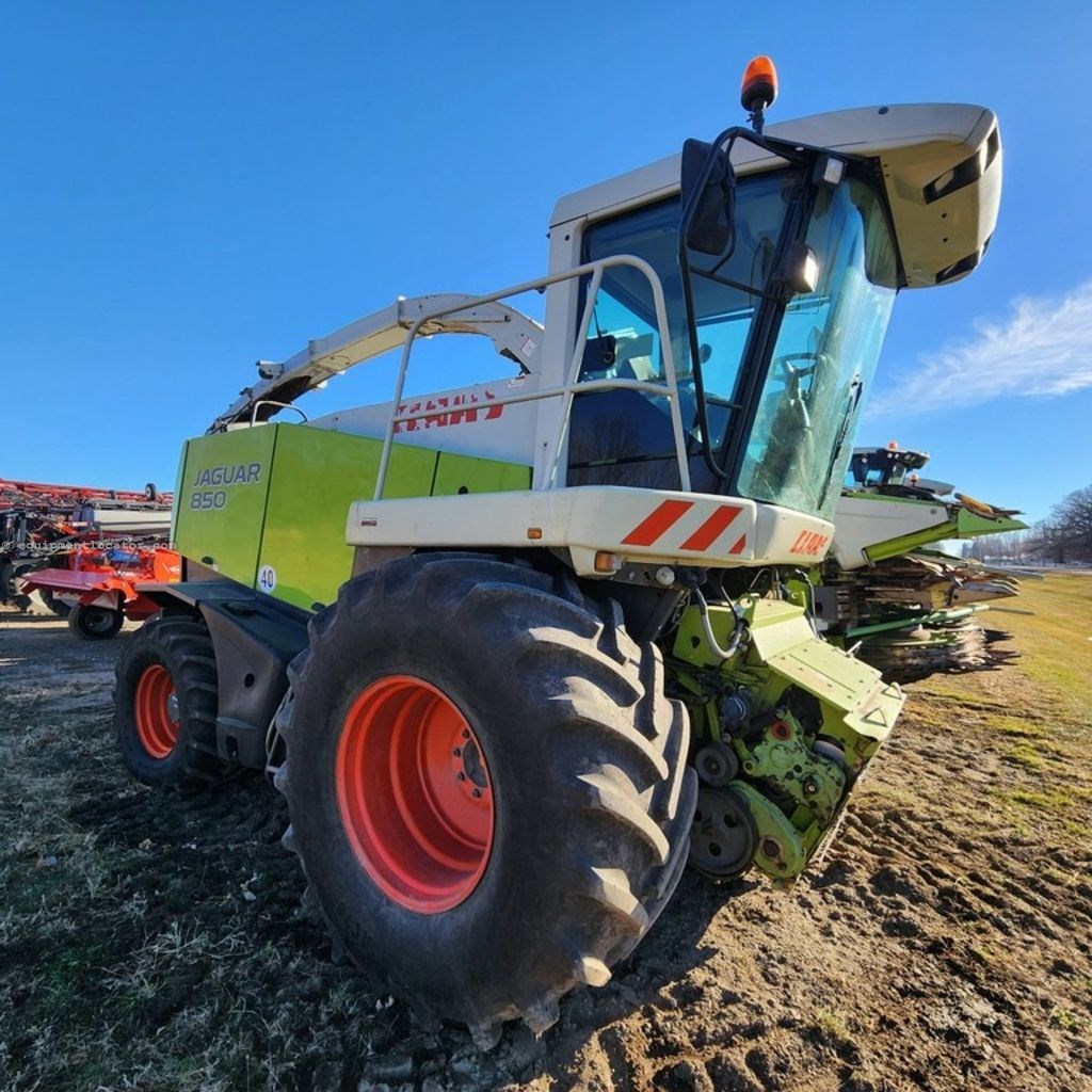 2005 CLAAS 850 Image 1