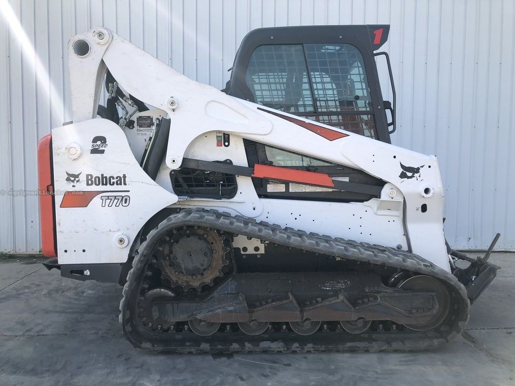 2020 Bobcat Compact Track Loaders T770 Image 1