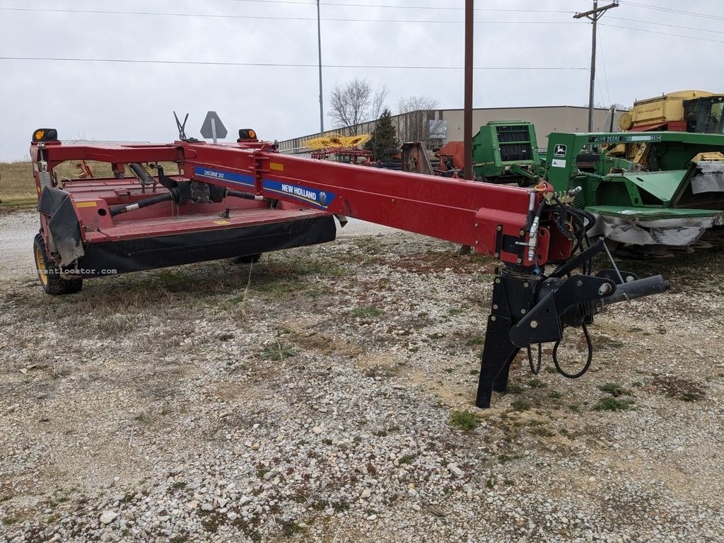 2020 New Holland Discbine® 310/312 Center-Pivot Disc 310 (Chevron R Image 2