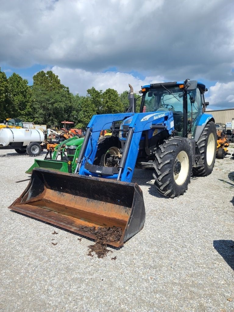 2008 New Holland T6030 Image 1