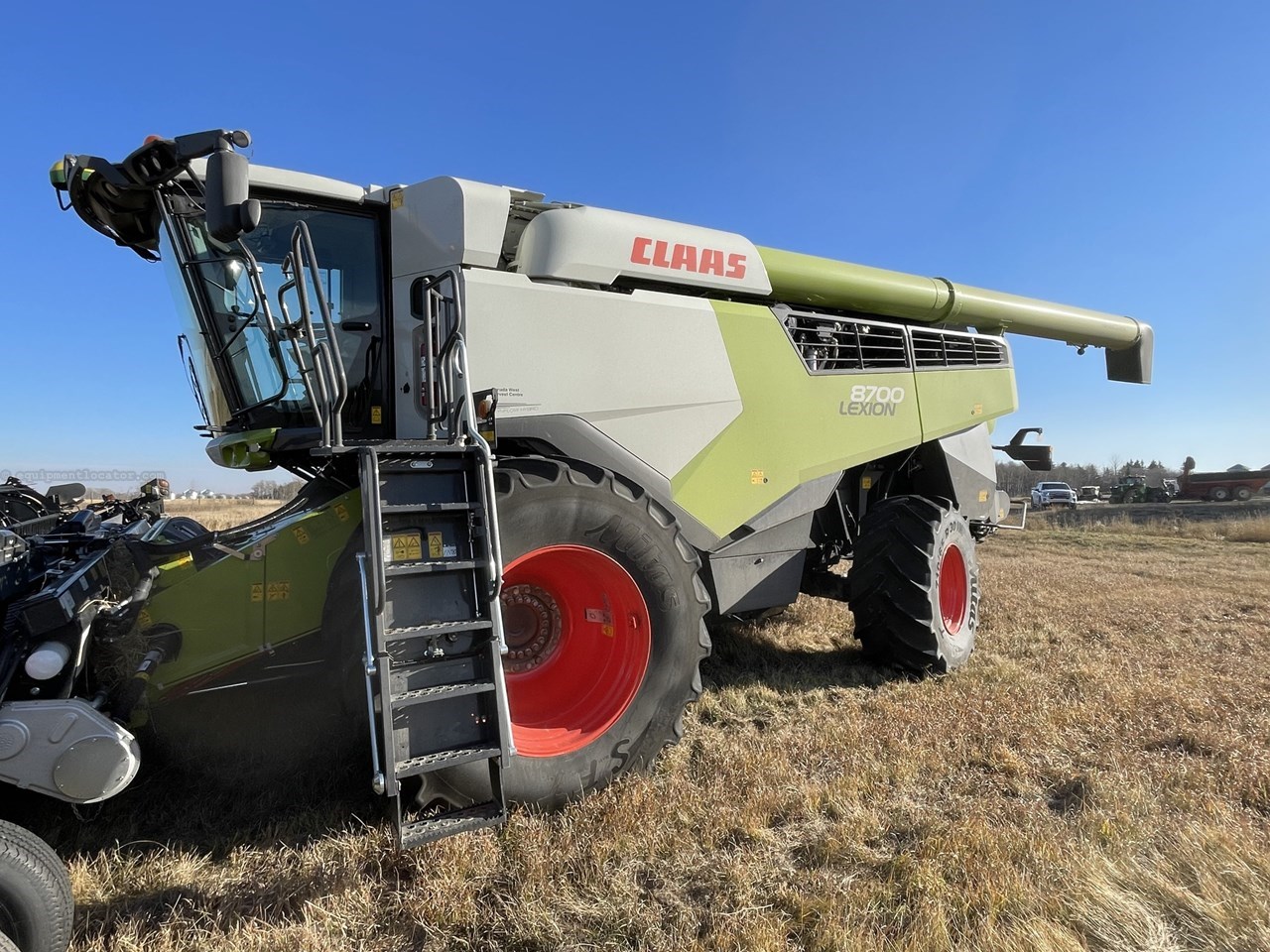 2022 CLAAS 8700 Image 1