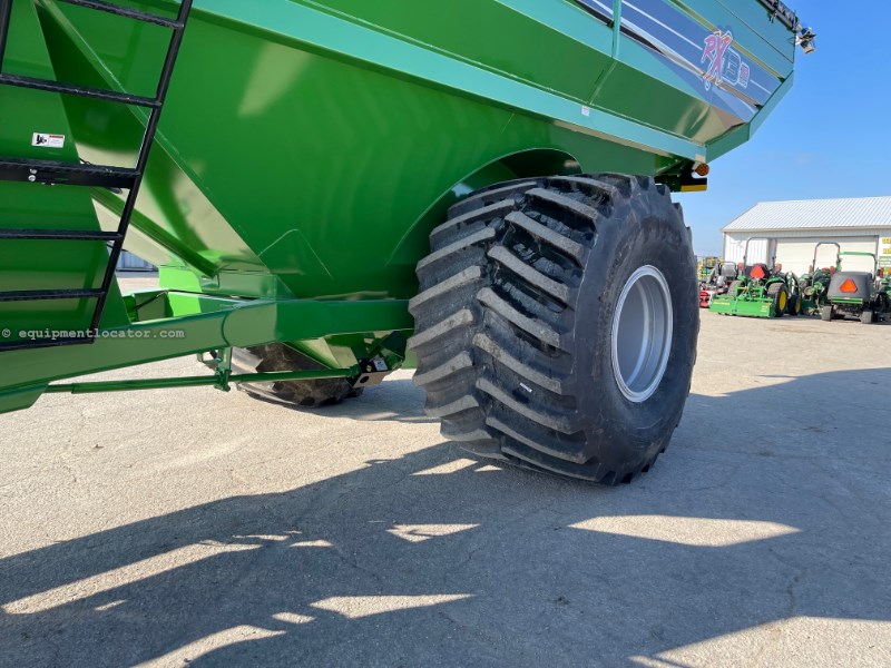 2023 J & M 1312-20S Image 10