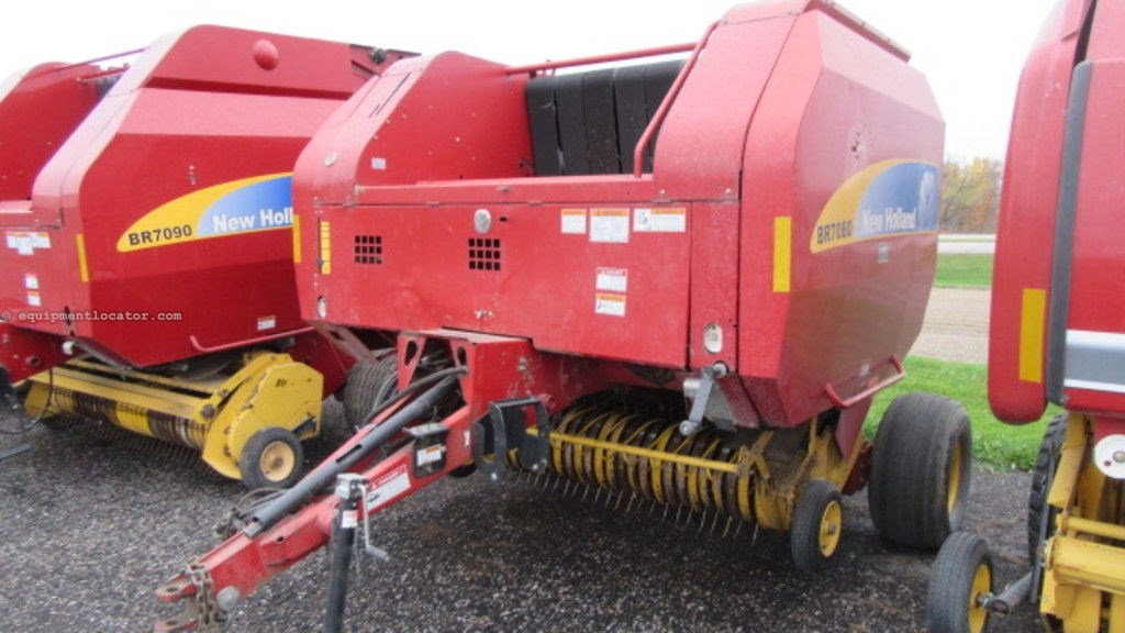 2008 New Holland BR7080 Image 1