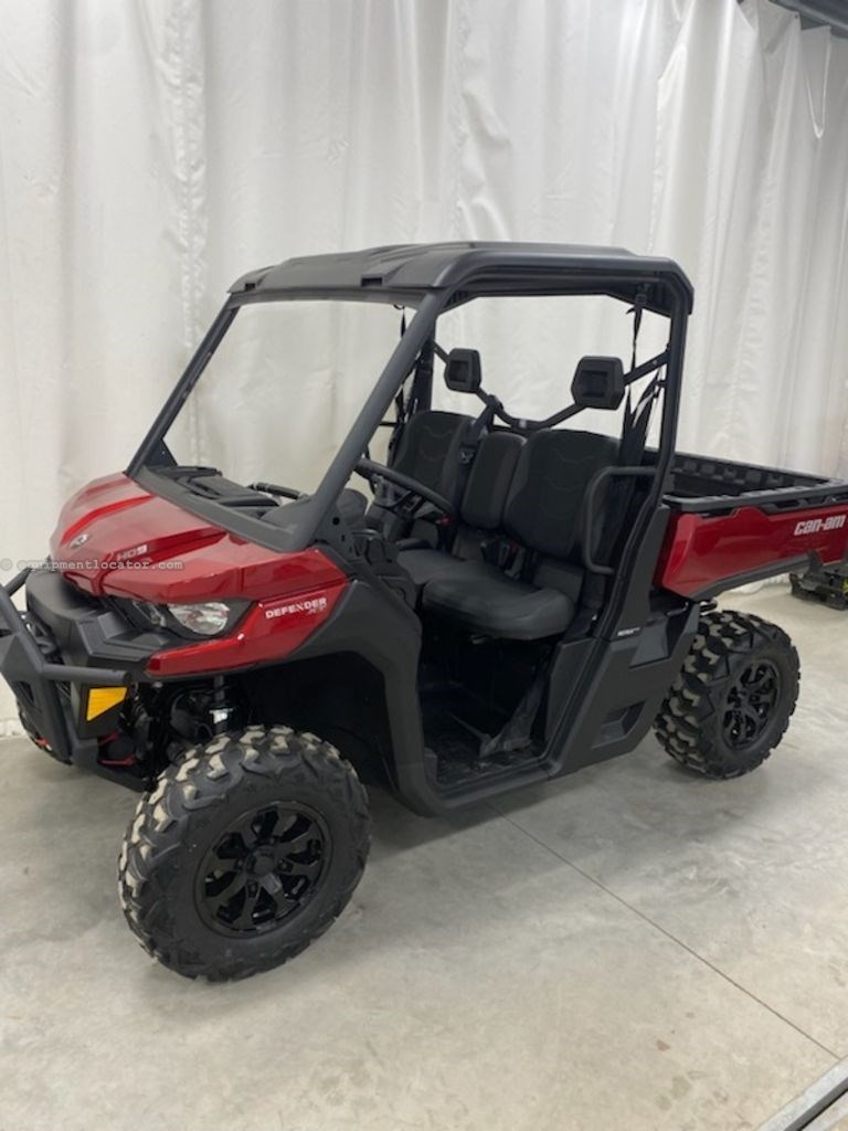 2023 Can-Am 2023 DEFENDER XT 62"HD9 Red SKU # 8FPB Image 1