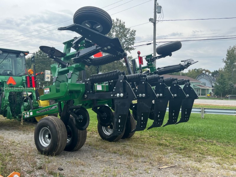 2023 Unverferth 122 Image 10