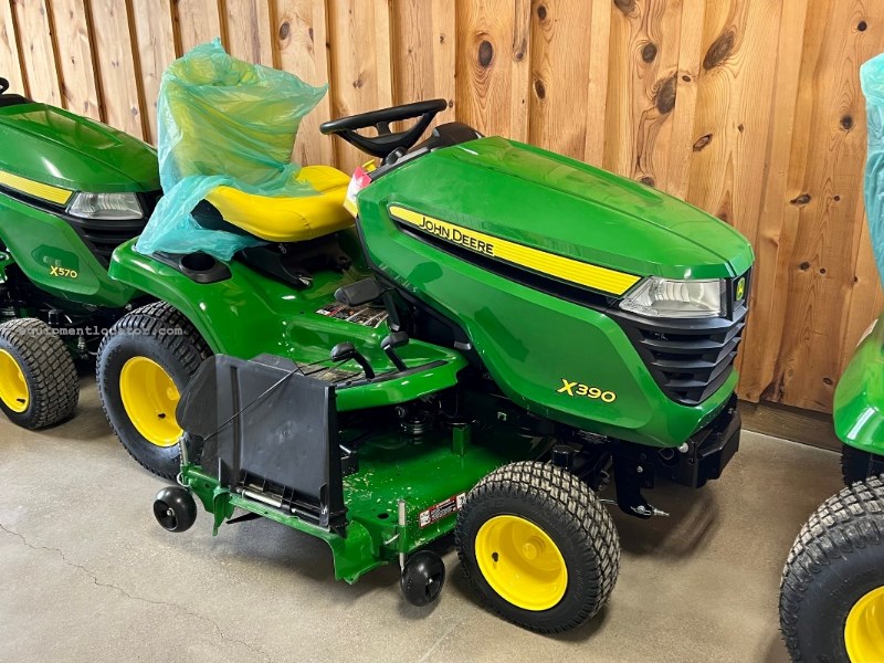 2025 John Deere X390 - 54" Image 1