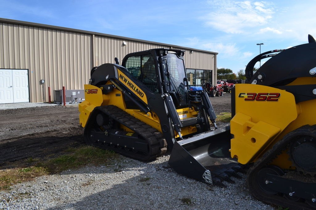 2023 New Holland Compact Track Loaders C362 Image 1