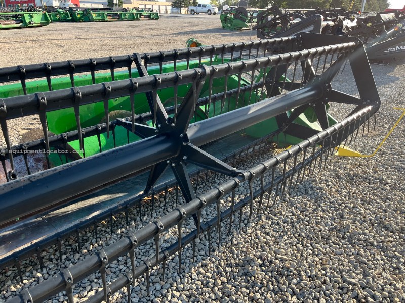 1996 John Deere 920 Image 5