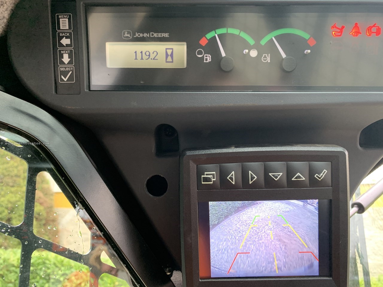 2022 John Deere 324G Image 10