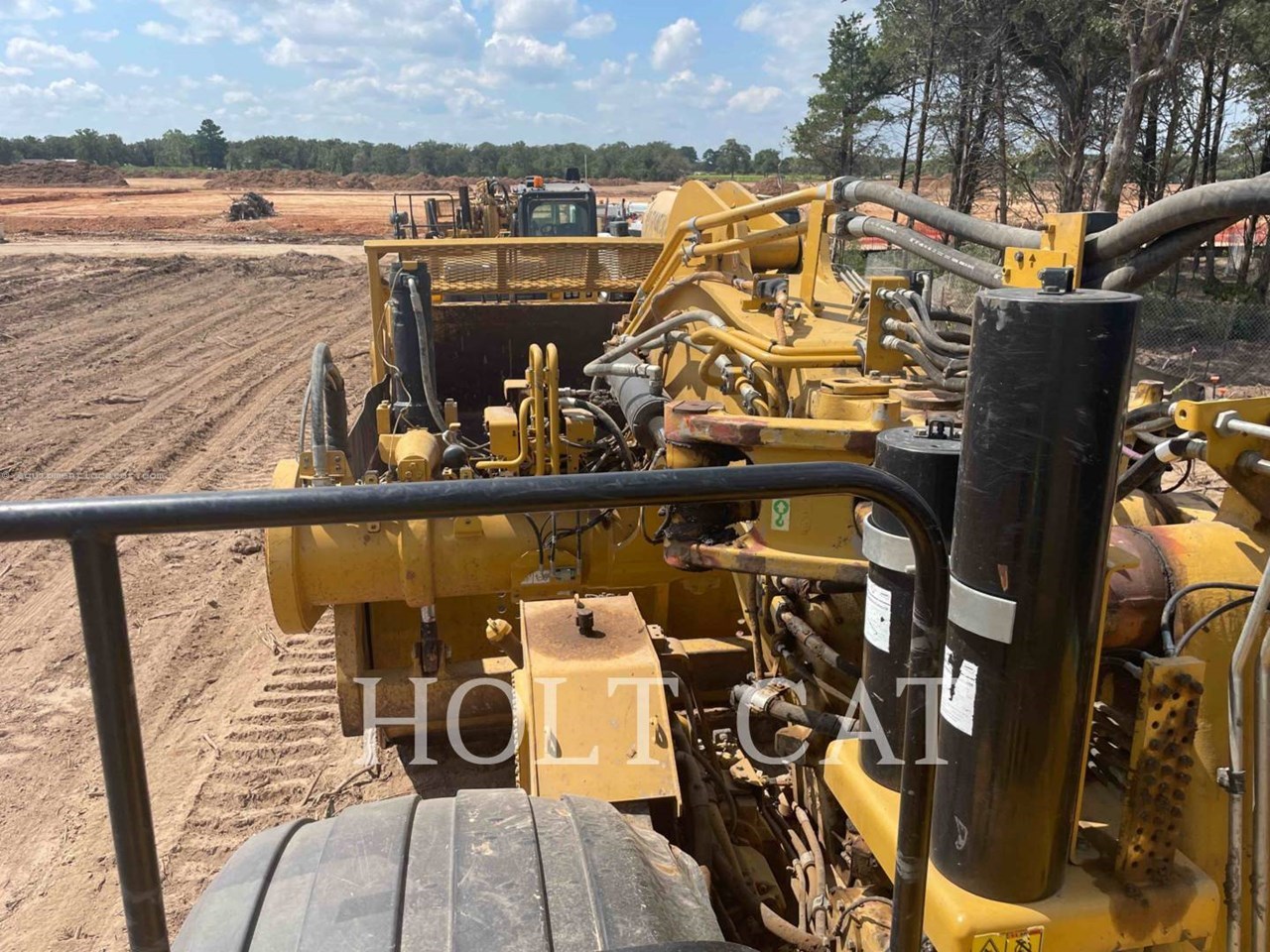2019 Caterpillar 631K Image 10