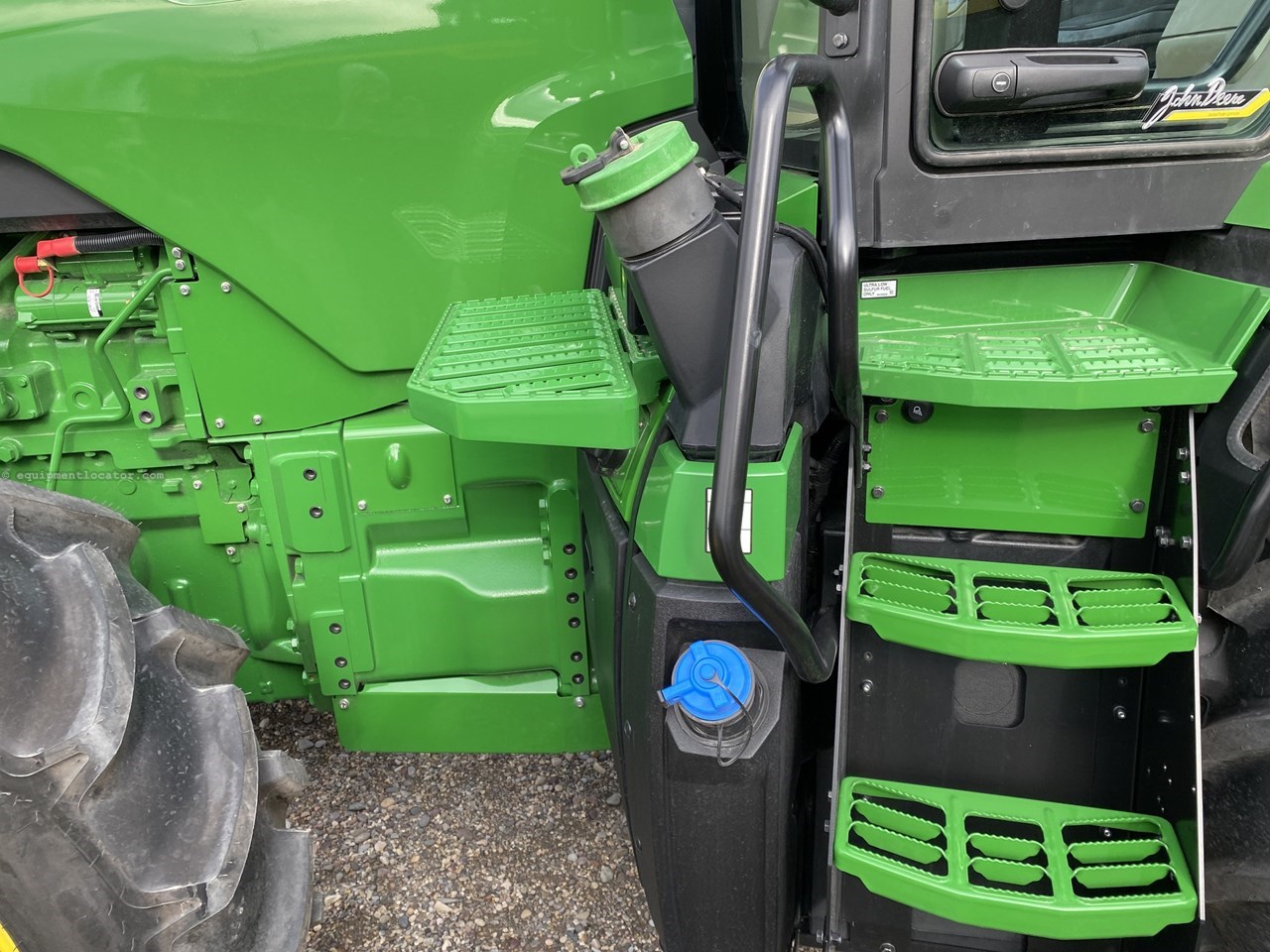 2023 John Deere 8R 340 Image 10