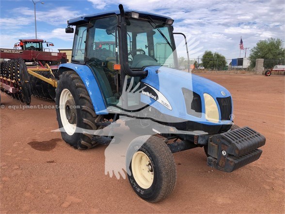 2007 New Holland TL100A Image 1