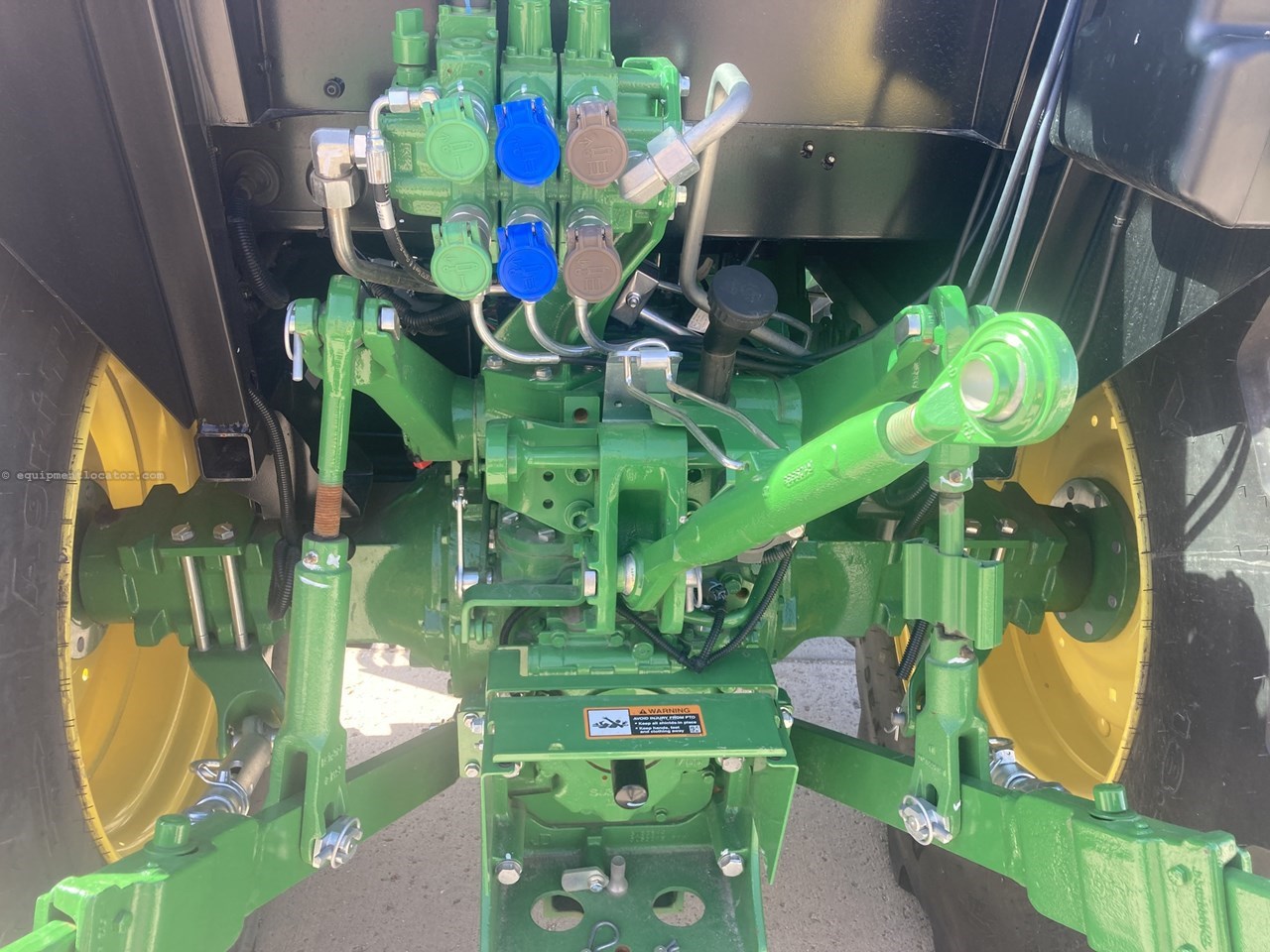 2023 John Deere 5090E Image 10
