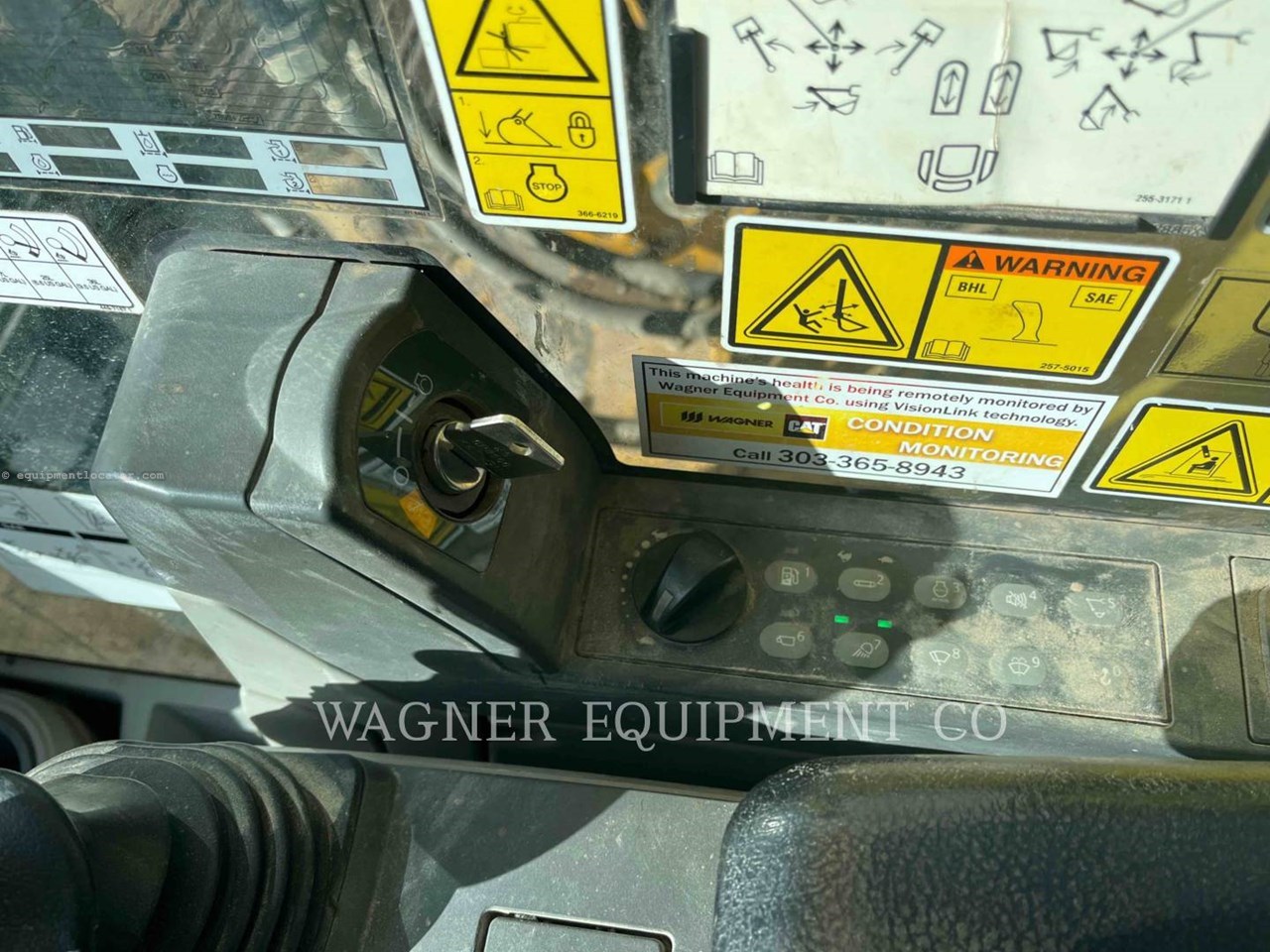 2018 Caterpillar 349FL THB Image 10