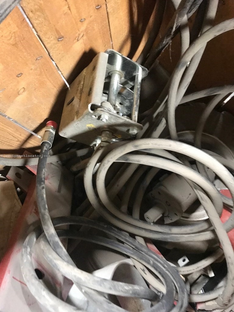 Hutchinson Mayrath 12" single wheel hyd auger dolly Image 3