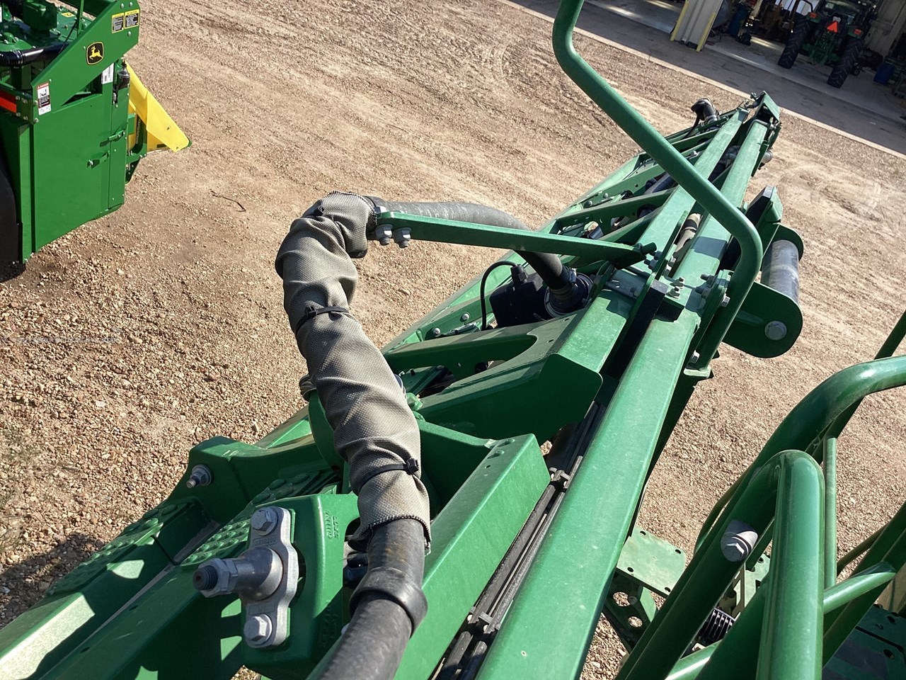 2018 John Deere R4030 Image 10