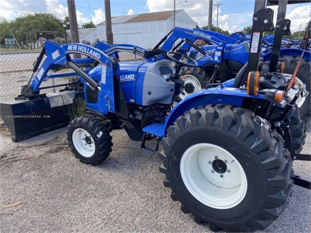 2024 New Holland Workmaster™ Compact 25-40 Series 40 Image 1