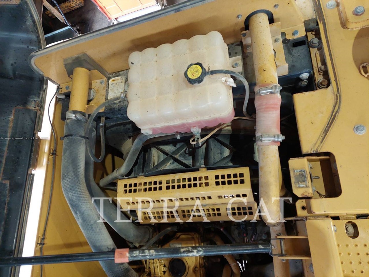 2016 Caterpillar 323FL Image 10