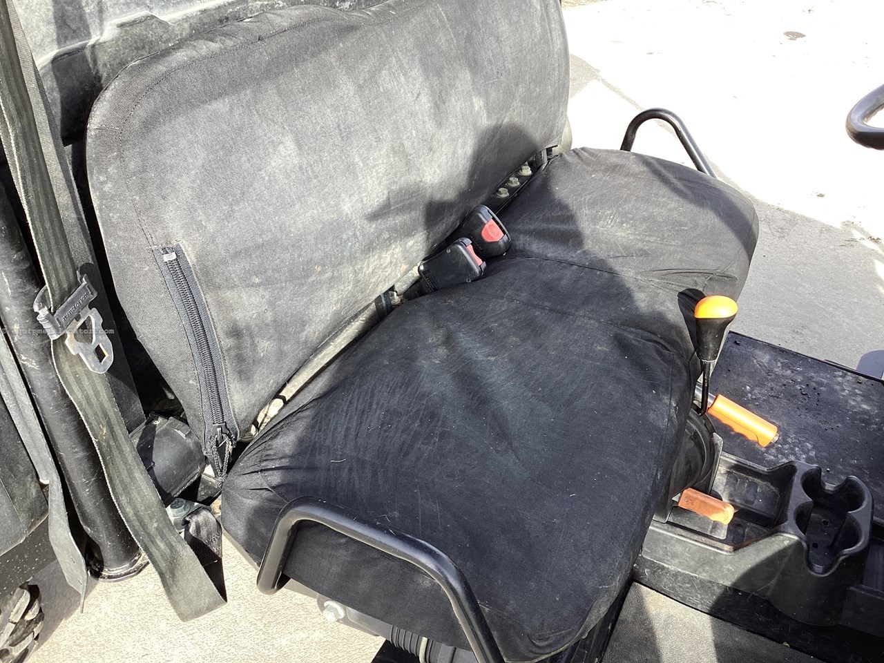 2014 John Deere XUV 825I OLIVE Image 10