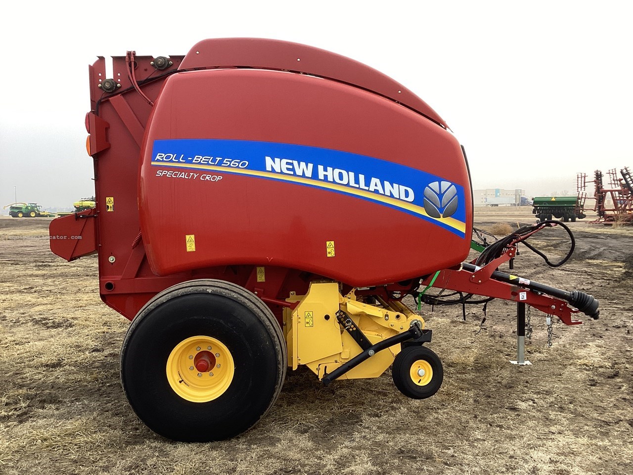 2018 New Holland Rollbelt 560 Image 1