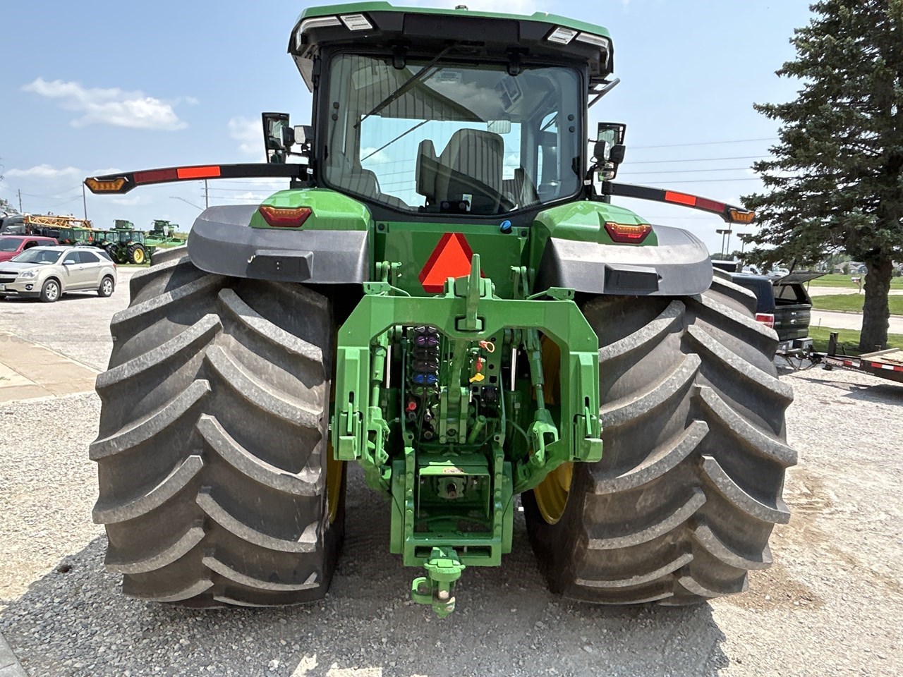 2023 John Deere 8R 410 Image 10