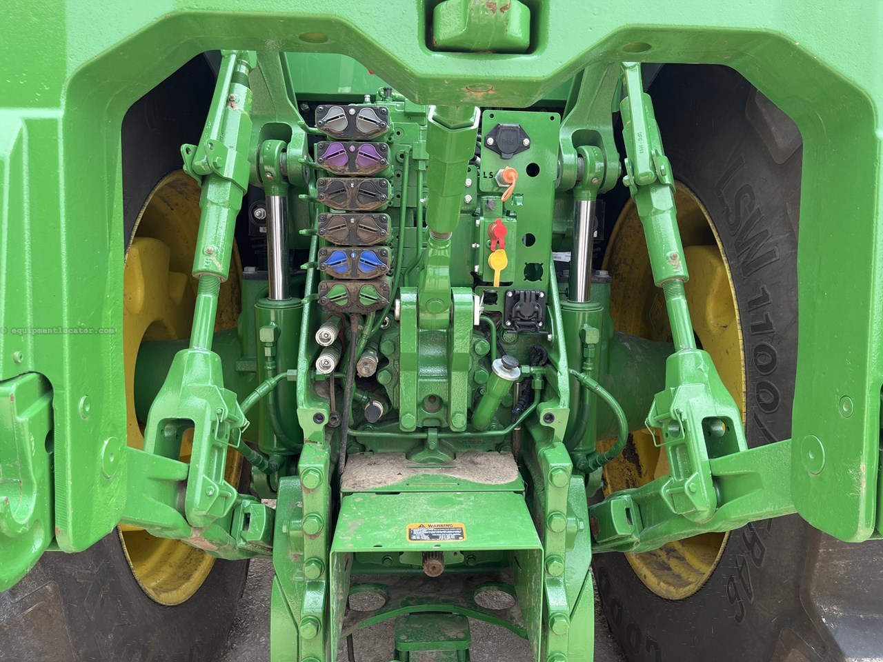 2023 John Deere 8R 410 Image 10