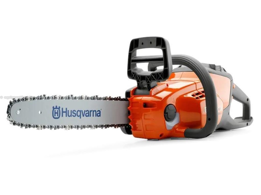 2023 Husqvarna Battery Chainsaws 120i with Battery and Charger Image 1