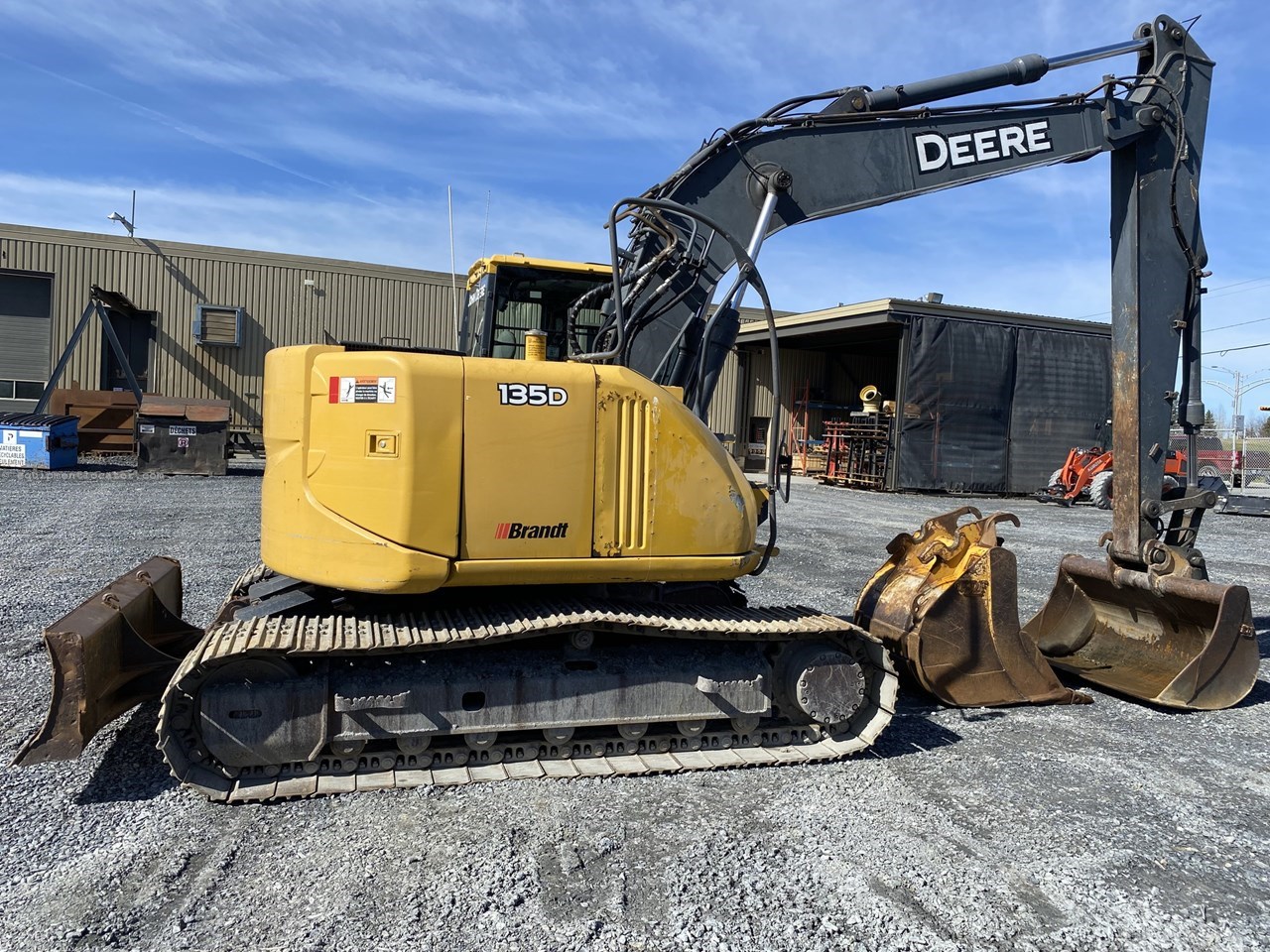 2010 John Deere 135D Image 5