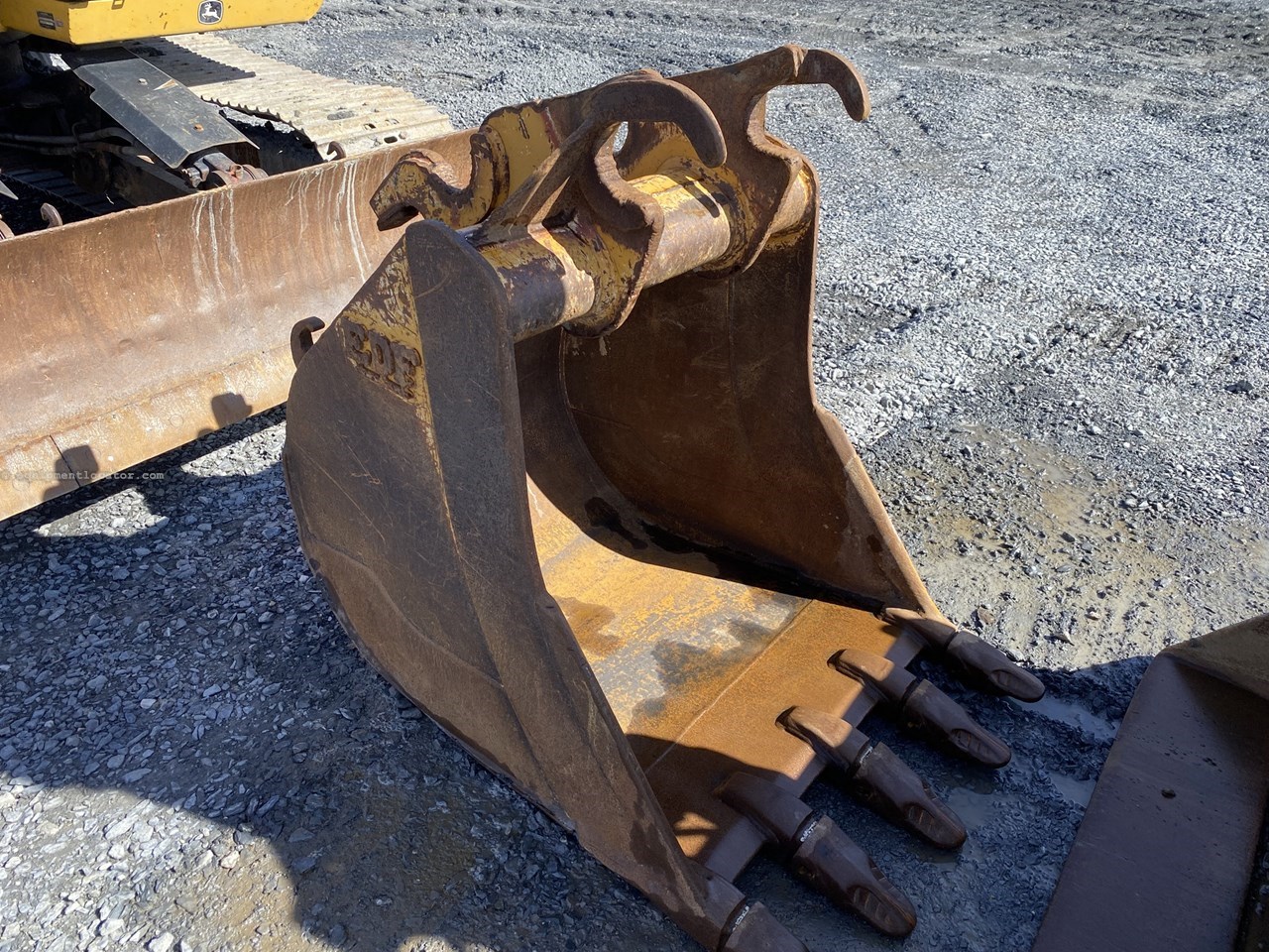 2010 John Deere 135D Image 15