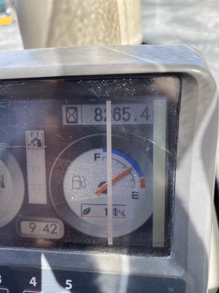 2010 John Deere 135D Image 18