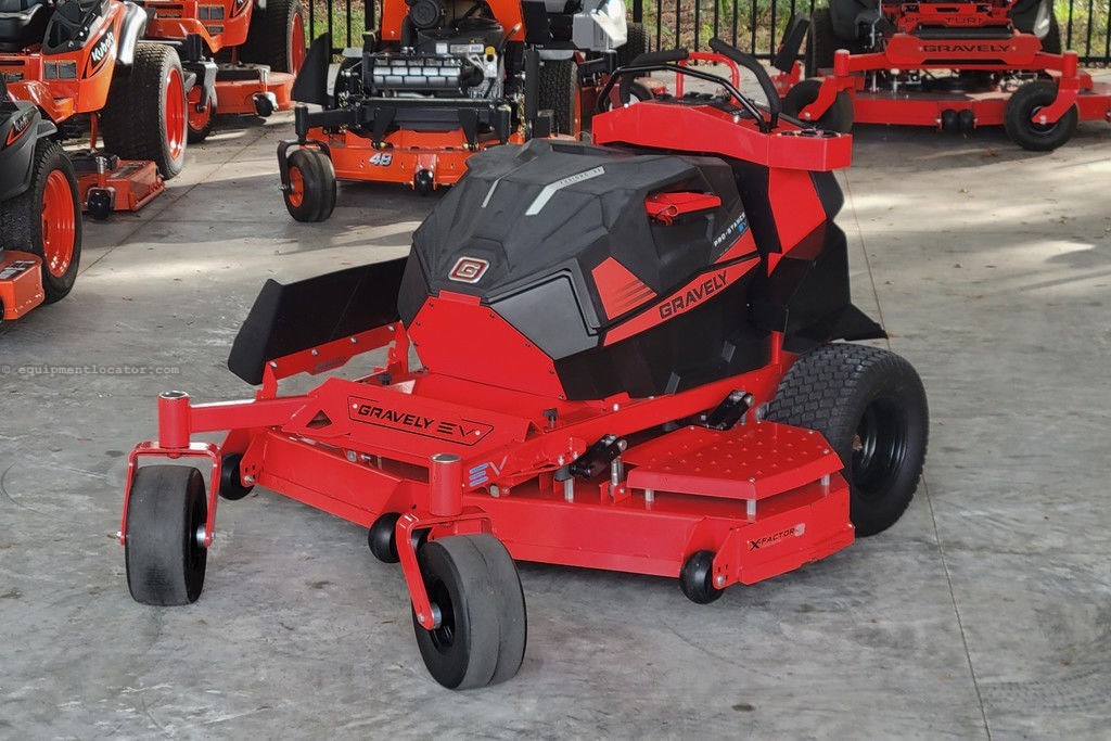 2023 Gravely PRO-STANCE® EV 60 SD, Batteries Included Image 1