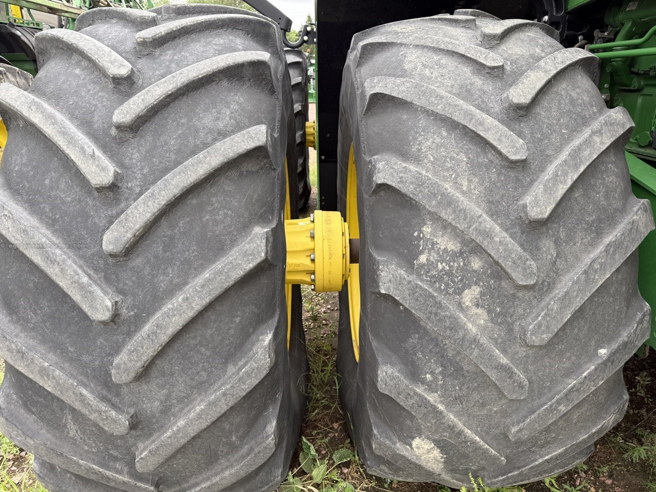 2015 John Deere 9570R Image 16