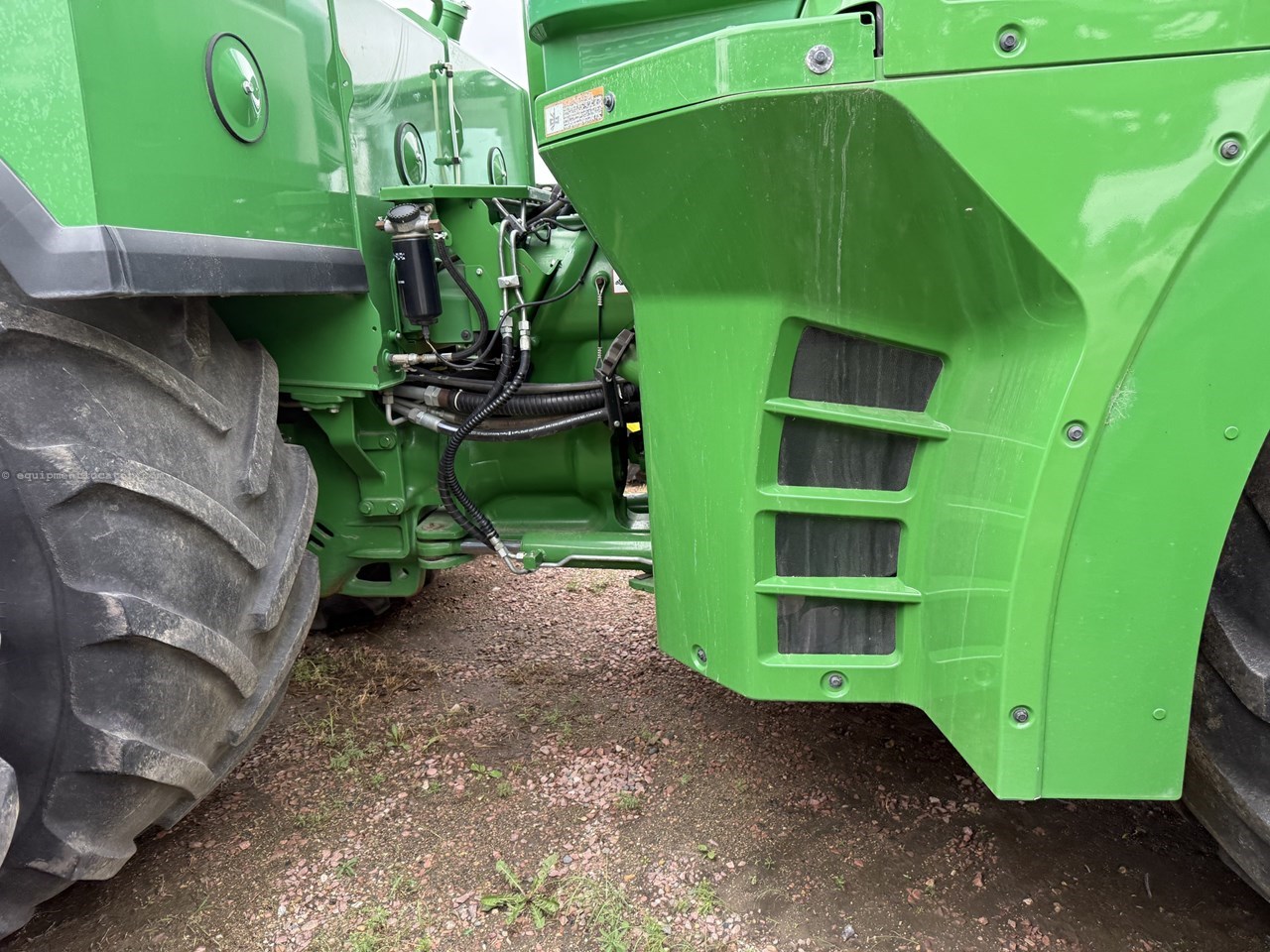 2015 John Deere 9570R Image 30