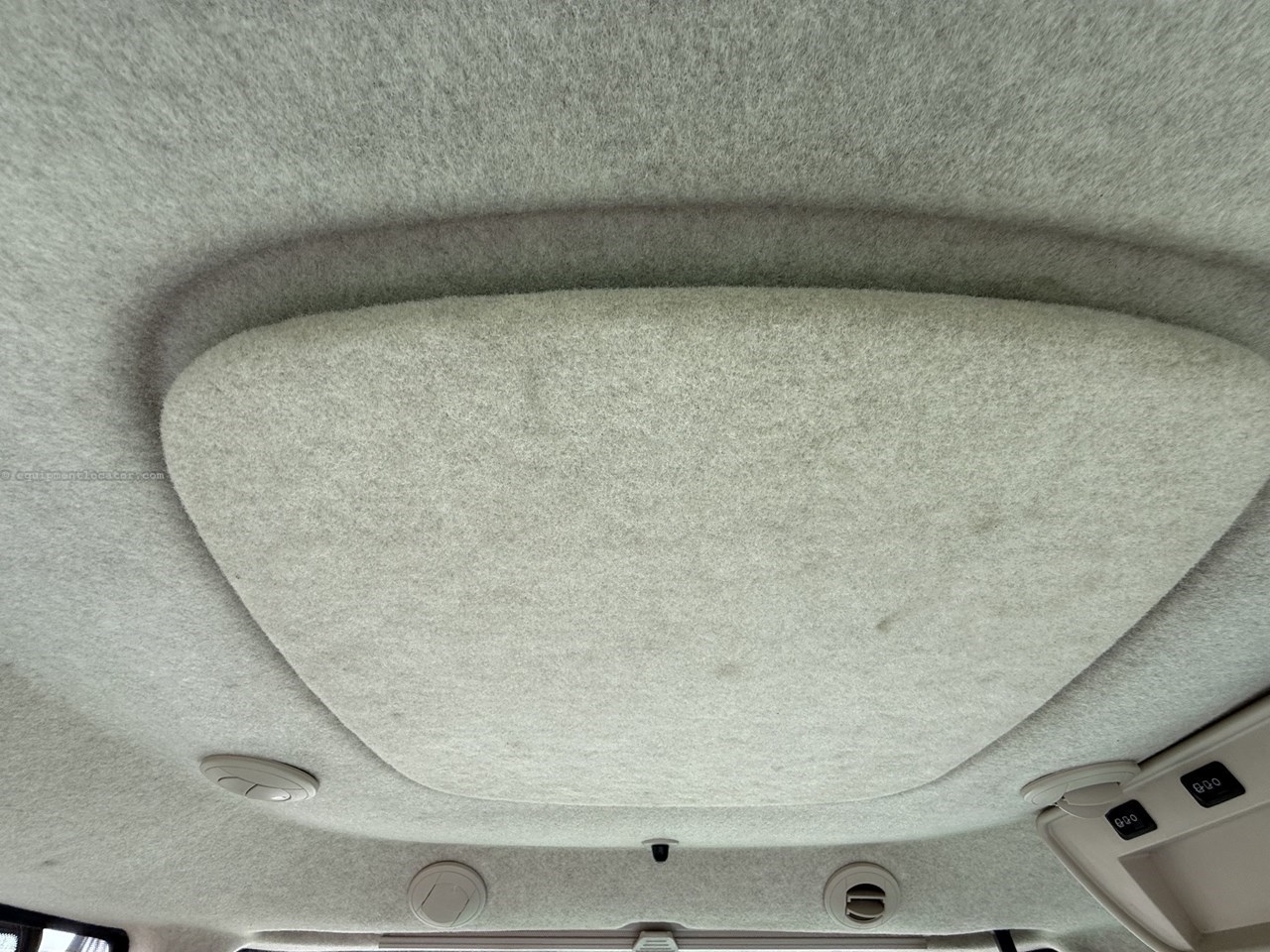 2015 John Deere 9570R Image 40