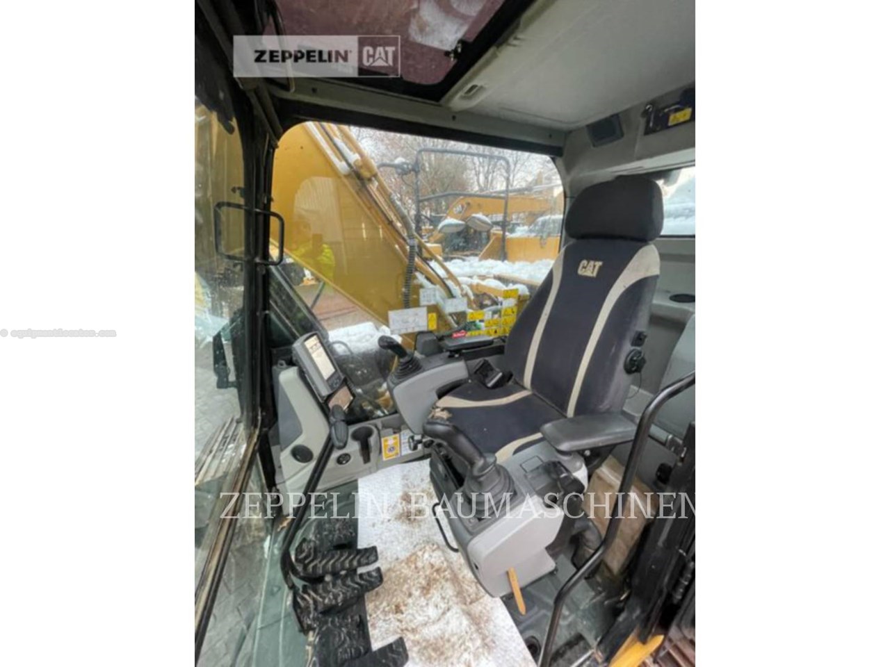 2016 Caterpillar 318EL Image 20