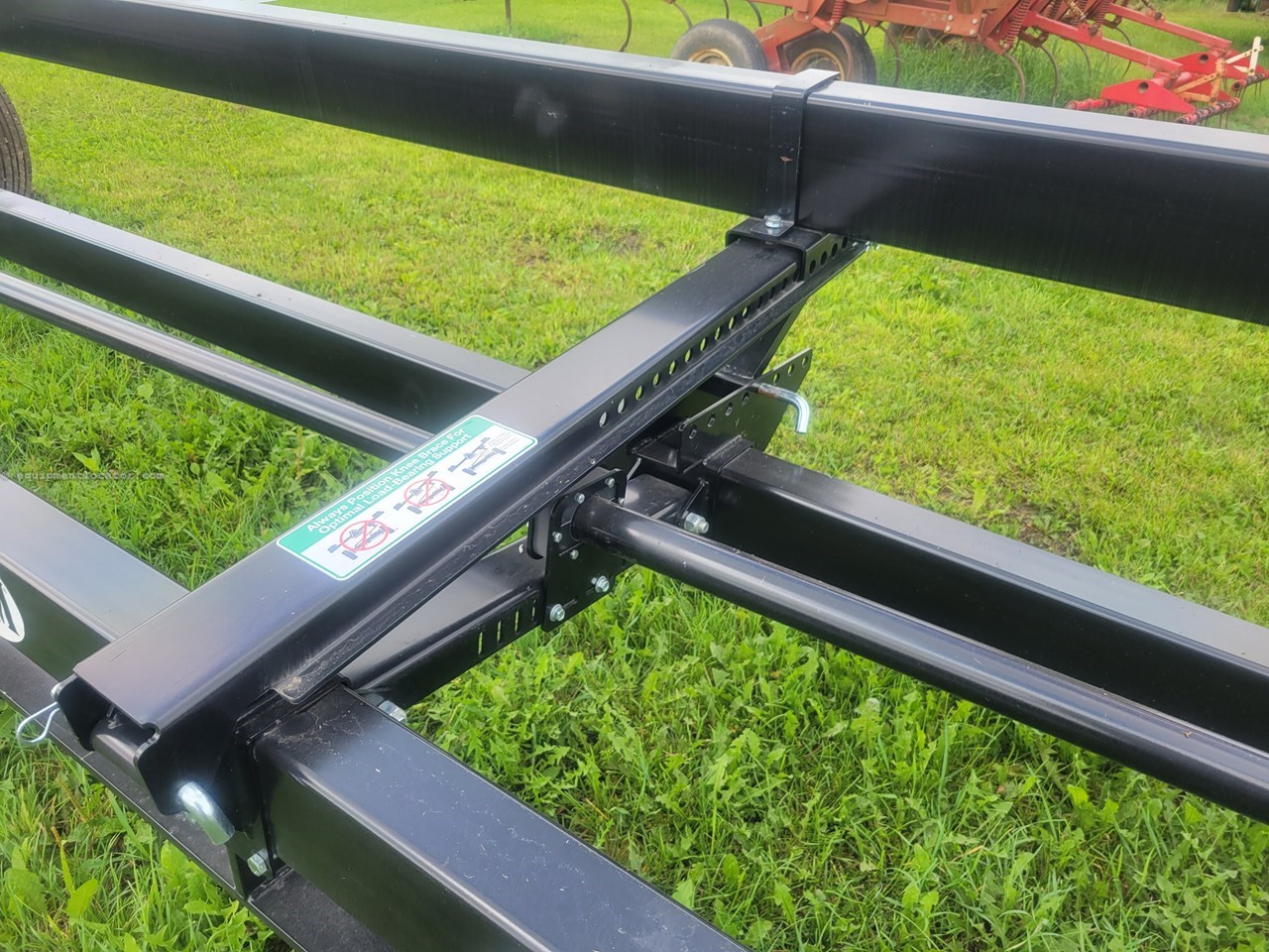 2023 J & M 42 Image 10