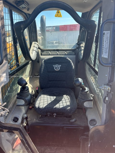 2019 Case TV450 Image 10