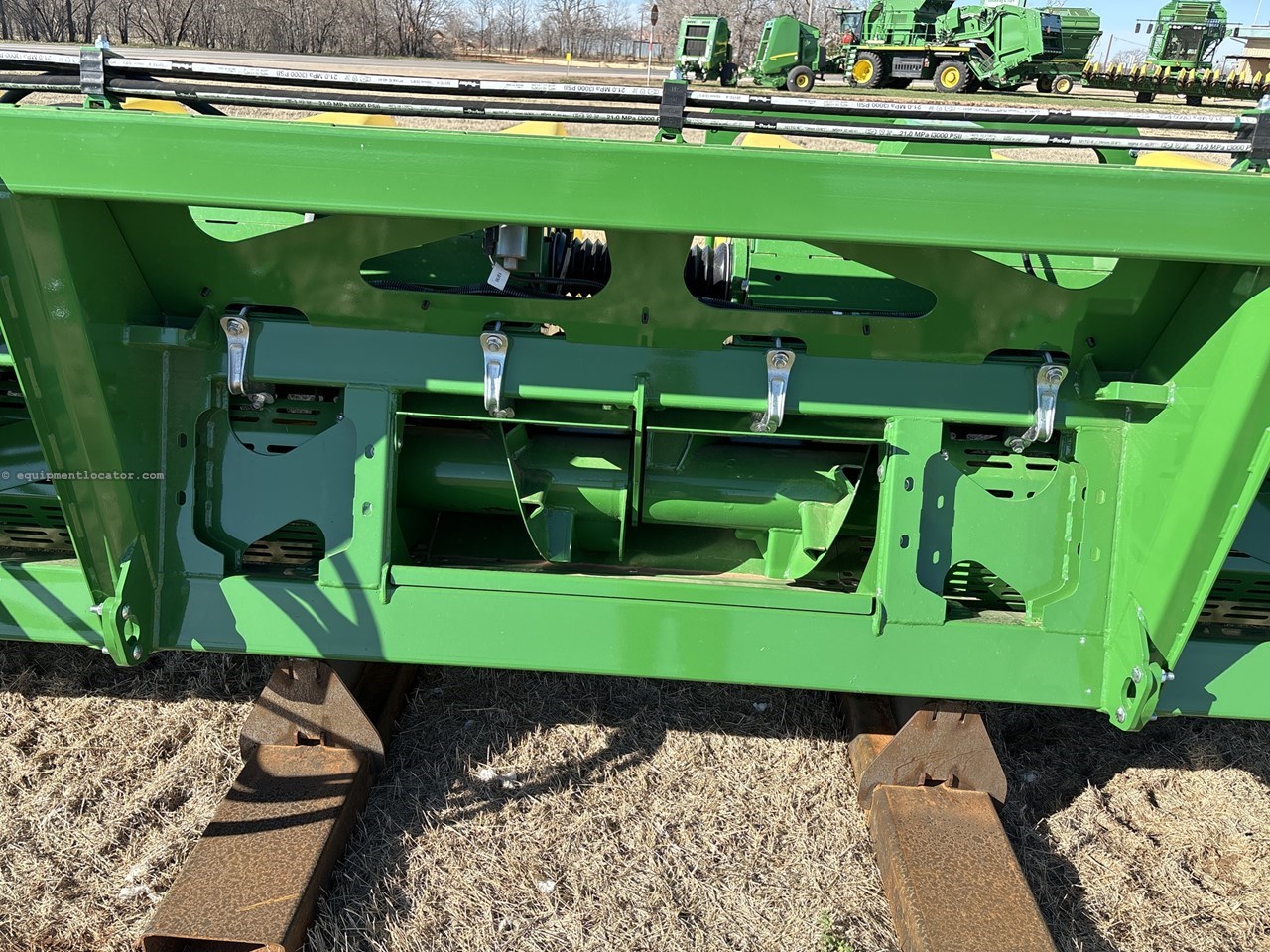 2023 John Deere SH12F Image 16