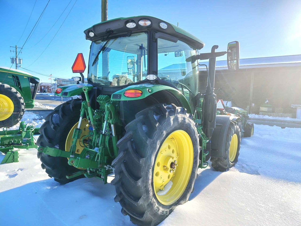 2022 John Deere 6110R Cab Image 6